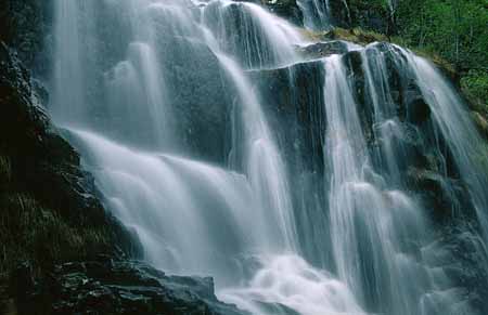 L2118_wasserfall