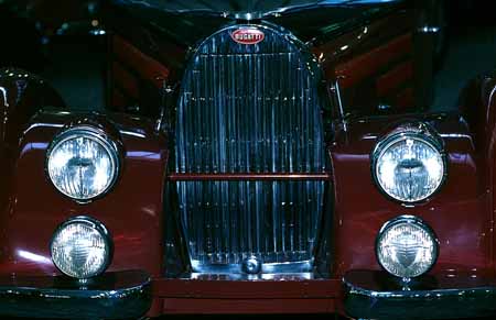 L2339_bugatti