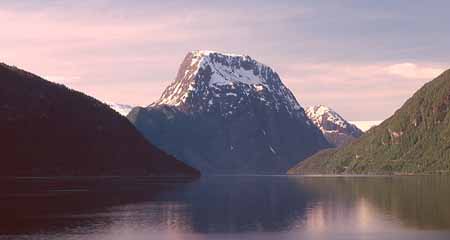 L2967_fjord_pano_ver