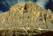 L2174_dolomiten_steilwand_ver